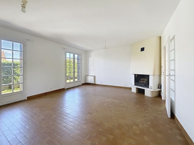 Vente Maison ST PANTALEON DE LARCHE - 4 pièces -101 m² - (19600)
