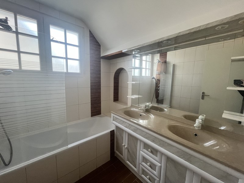 Vente Maison ST PANTALEON DE LARCHE - 4 pièces -101 m² - (19600)