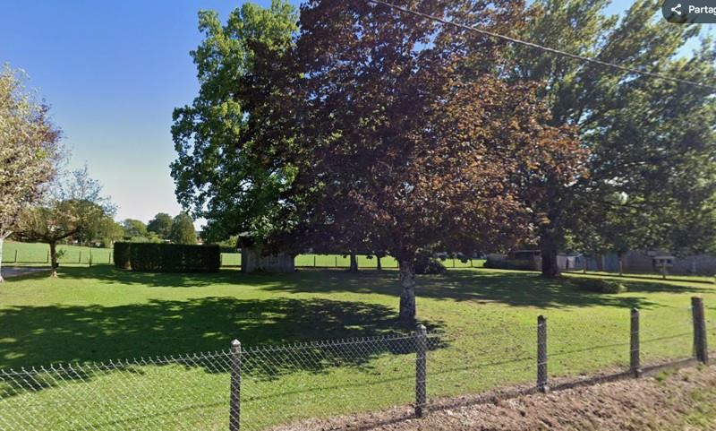 Vente Terrain ST PANTALEON DE LARCHE - -1103 m² - (19600)