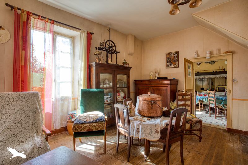 Vente Maison VILLAC - 3 pièces -74 m² - (24120)