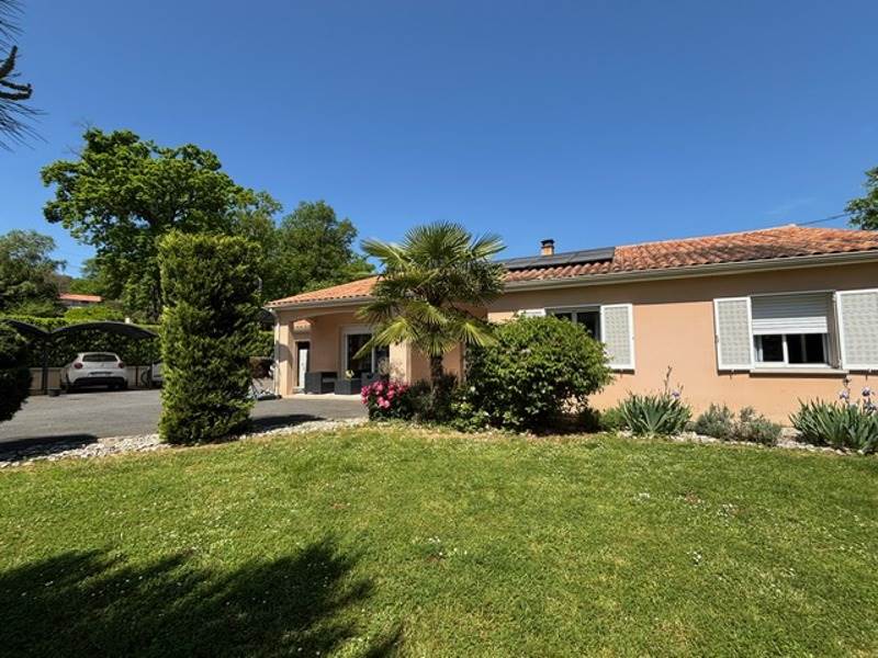 Vente Maison TERRASSON LAVILLEDIEU - 6 pièces -136 m² - (24120)