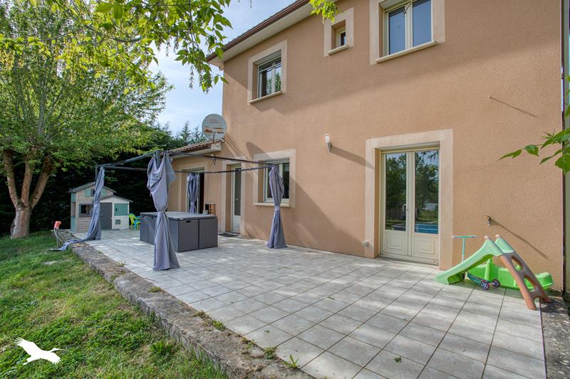Vente Maison TERRASSON LAVILLEDIEU - 6 pièces -130 m² - (24120)