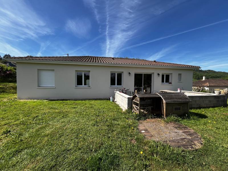 Vente Maison LA FEUILLADE - 6 pièces -106 m² - (24120)