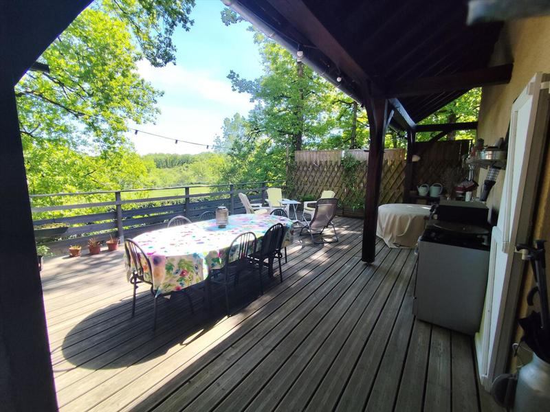 Vente Maison NADAILLAC - 5 pièces -75 m² - (24590)