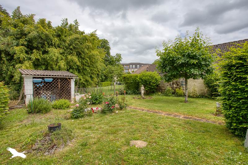 Vente Maison TERRASSON LAVILLEDIEU - 4 pièces -97 m² - (24120)