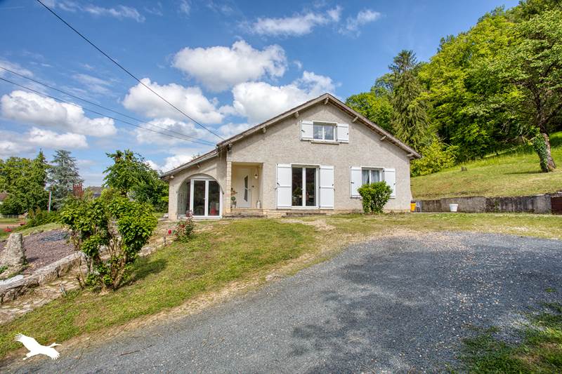 Vente Maison TERRASSON LAVILLEDIEU - 4 pièces -85 m² - (24120)