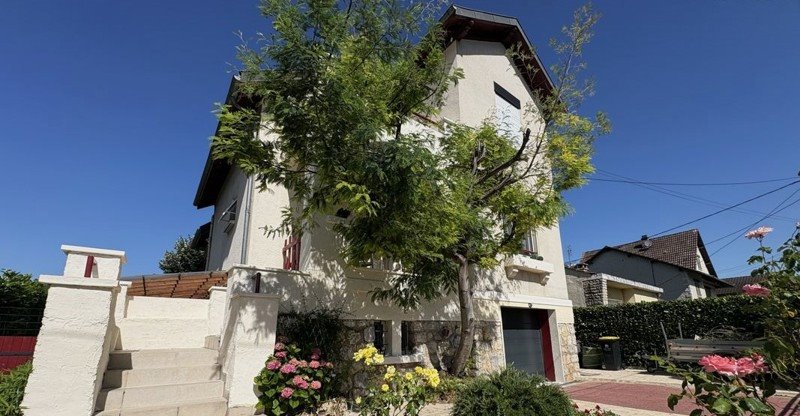 Vente Maison TERRASSON LAVILLEDIEU - 5 pièces -108 m² - (24120)