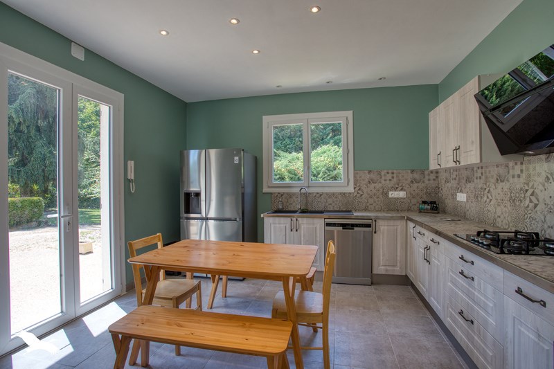 Vente Maison LA FEUILLADE - 7 pièces -255 m² - (24120)