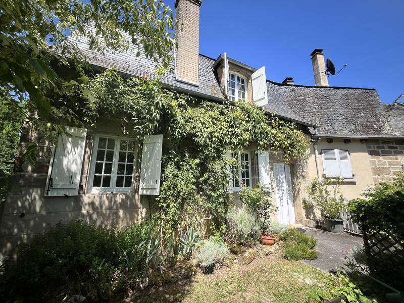 Vente Maison LARCHE - 5 pièces -210 m² - (19600)