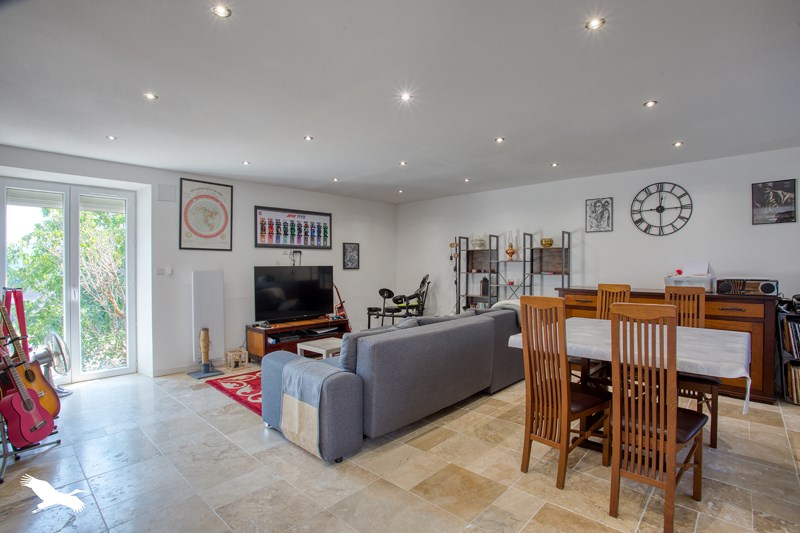 Vente Maison LA FEUILLADE - 5 pièces -203 m² - (24120)