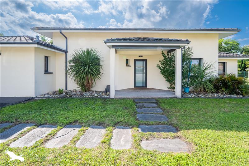 Vente Maison CASTRES GIRONDE - 7 pièces -218 m² - (33640)