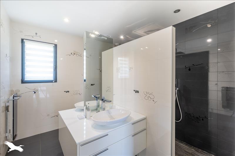 Vente Maison CASTRES GIRONDE - 7 pièces -218 m² - (33640)