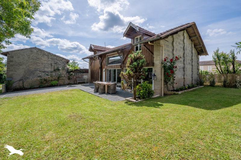 Vente Maison LANDIRAS - 6 pièces -157 m² - (33720)
