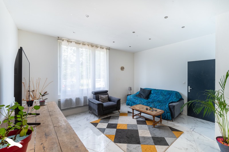 Vente Maison CABANAC ET VILLAGRAINS - 5 pièces -131 m² - (33650)