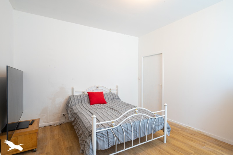 Vente Maison CABANAC ET VILLAGRAINS - 5 pièces -131 m² - (33650)