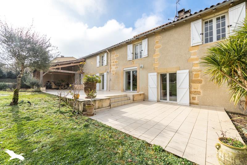 Vente Maison ST MEDARD D EYRANS - 11 pièces -354 m² - (33650)