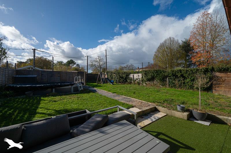 Vente Maison ST MORILLON - 4 pièces -104 m² - (33650)