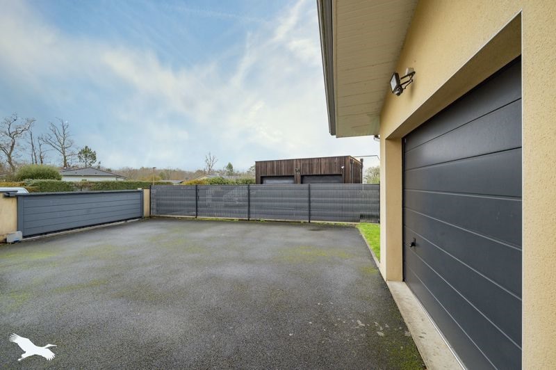 Vente Maison ST SELVE - 5 pièces -128 m² - (33650)