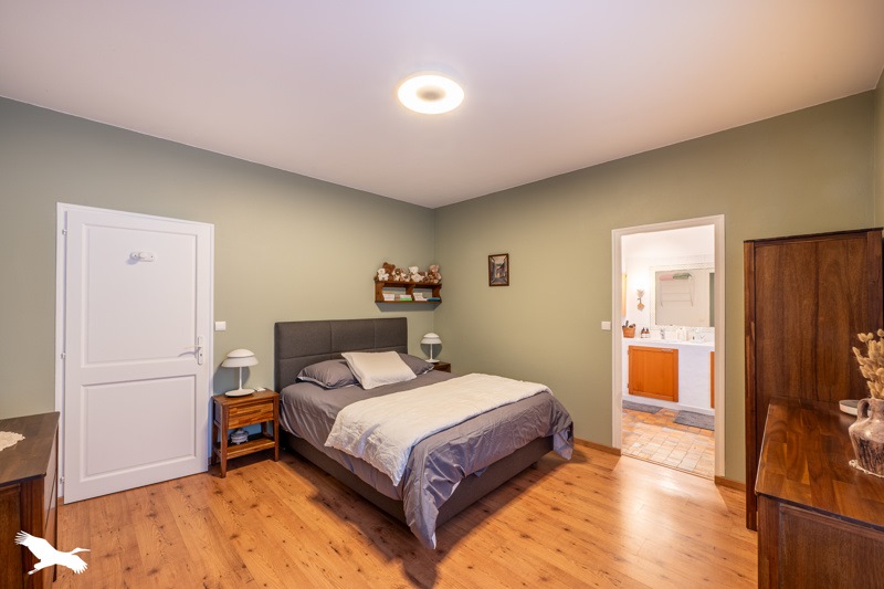 Vente Maison LA BREDE - 7 pièces -187 m² - (33650)