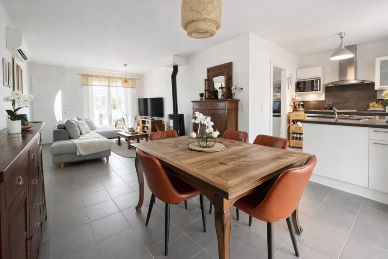 Vente Maison CASTRES GIRONDE - 5 pièces -108 m² - (33640)