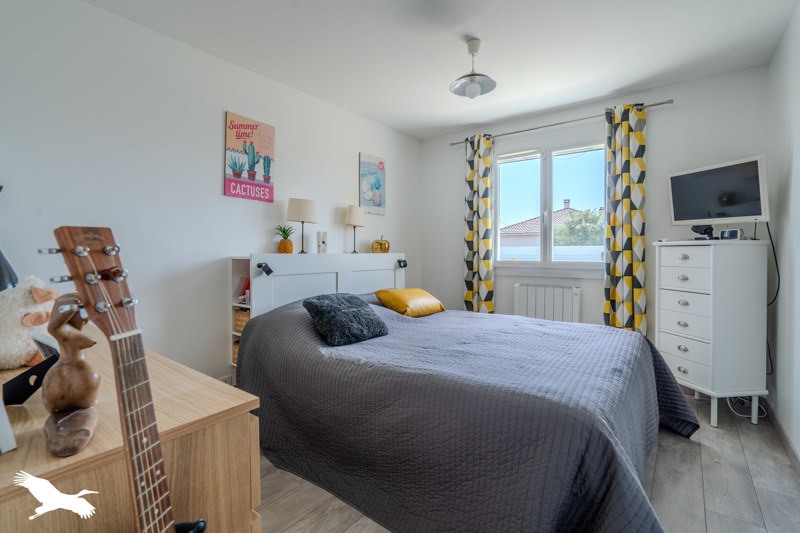 Vente Maison AYGUEMORTE LES GRAVES - 5 pièces -118 m² - (33640)