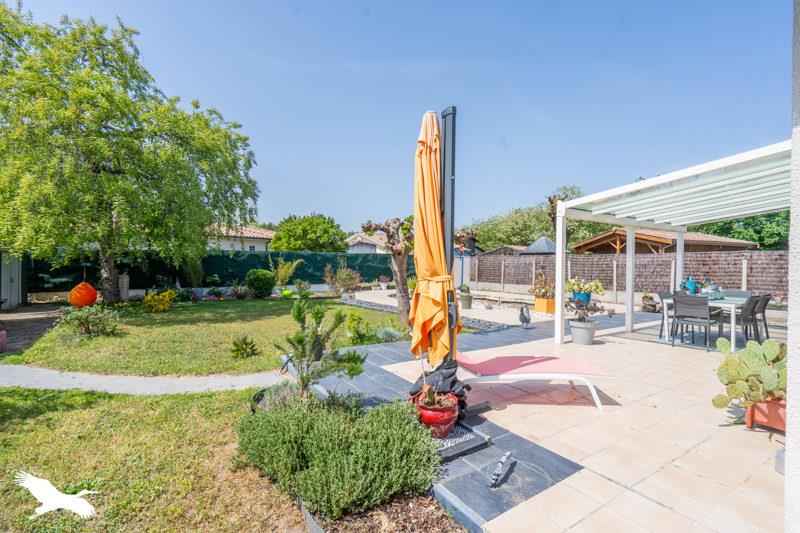 Vente Maison AYGUEMORTE LES GRAVES - 5 pièces -118 m² - (33640)