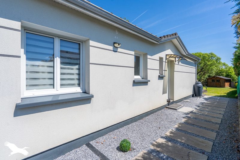 Vente Maison CABANAC ET VILLAGRAINS - 4 pièces -80 m² - (33650)