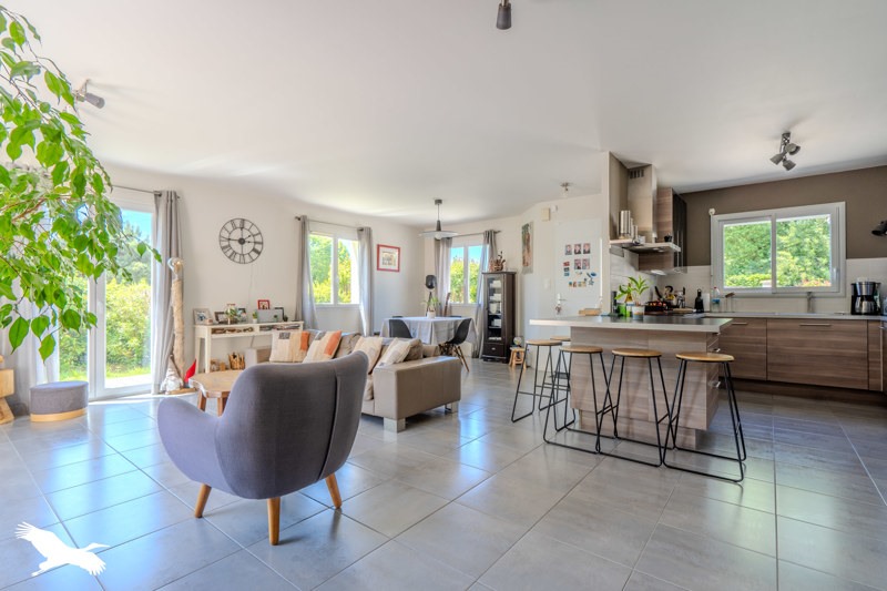 Vente Maison LA BREDE - 6 pièces -130 m² - (33650)
