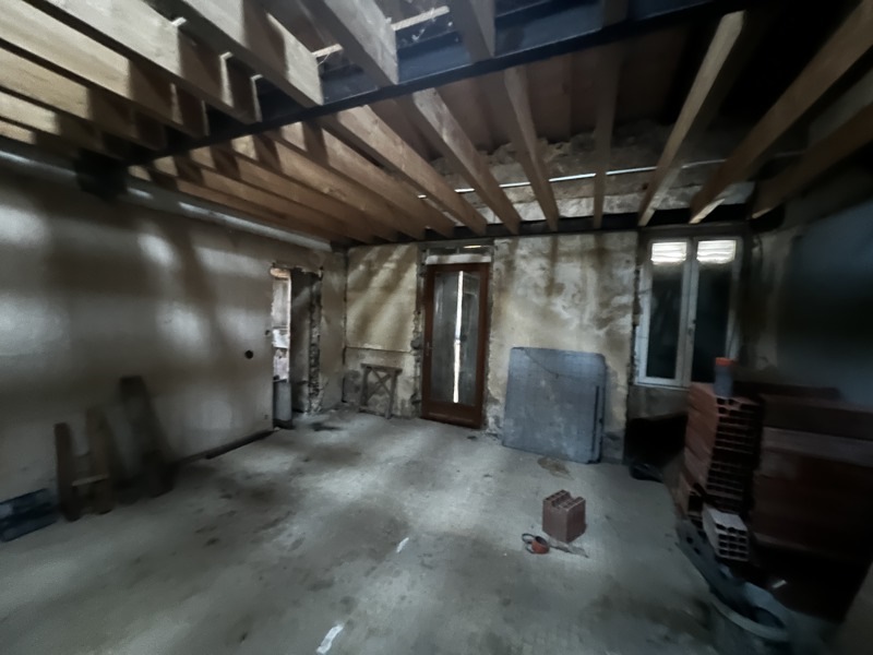 Vente Immeuble LA BREDE - -  110 m² - (33650)