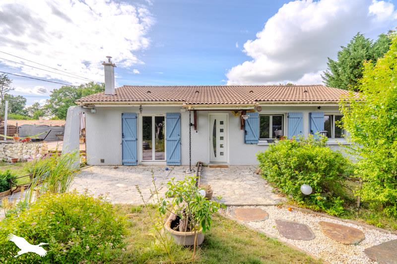 Vente Maison CABANAC ET VILLAGRAINS - 4 pièces -103 m² - (33650)