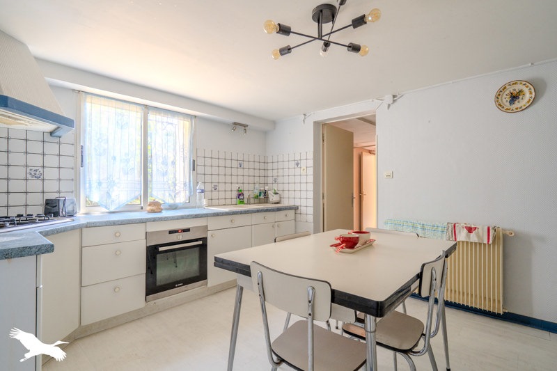 Vente Maison BEAUTIRAN - 8 pièces -160 m² - (33640)