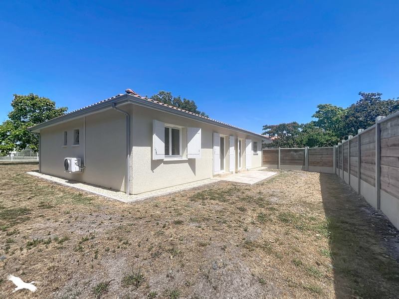Vente Maison ST SELVE - 4 pièces -101 m² - (33650)
