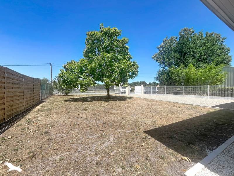 Vente Maison ST SELVE - 4 pièces -101 m² - (33650)