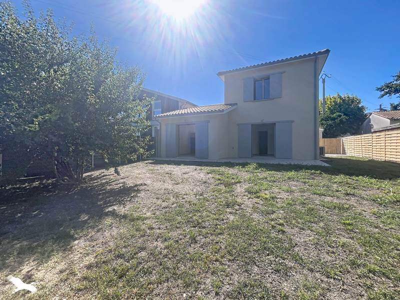 Maison 4 pièces 87 m² · à La Brède · 87 m² · 415 000 €