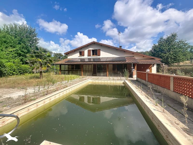 Vente Maison ST SELVE - 6 pièces -157 m² - (33650)