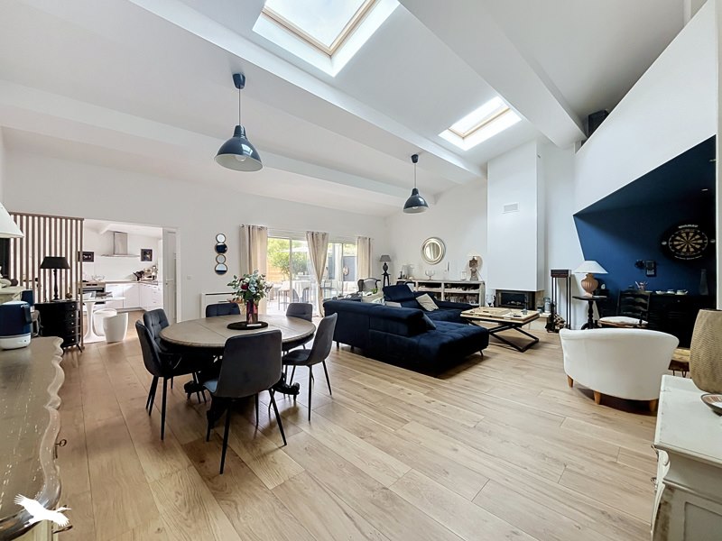 Vente Maison LA BREDE - 5 pièces -140 m² - (33650)