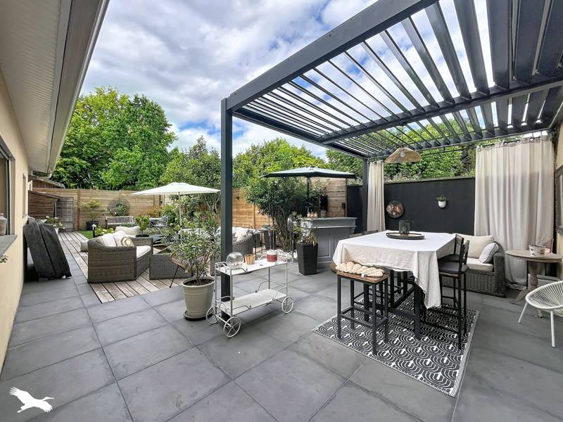 Vente Maison LA BREDE - 5 pièces -140 m² - (33650)