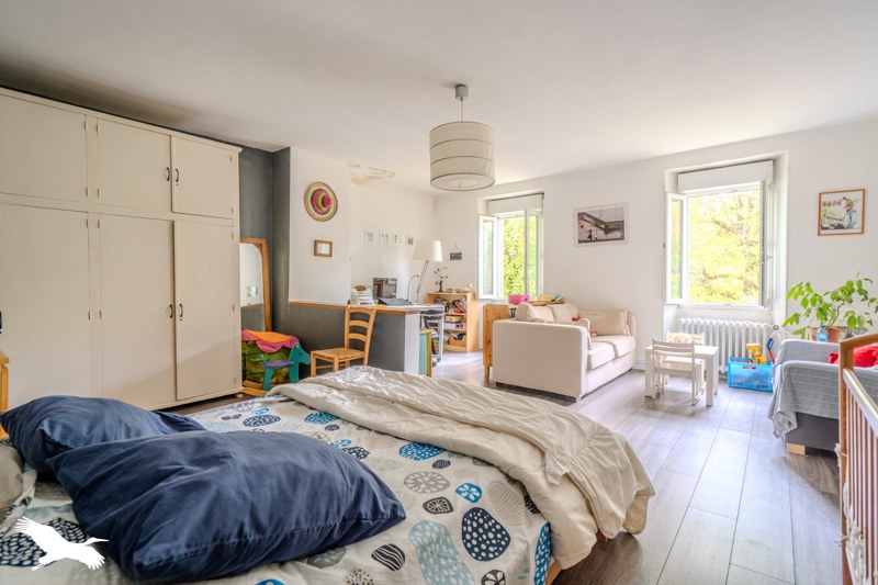 Vente Maison LA BREDE - 5 pièces -170 m² - (33650)