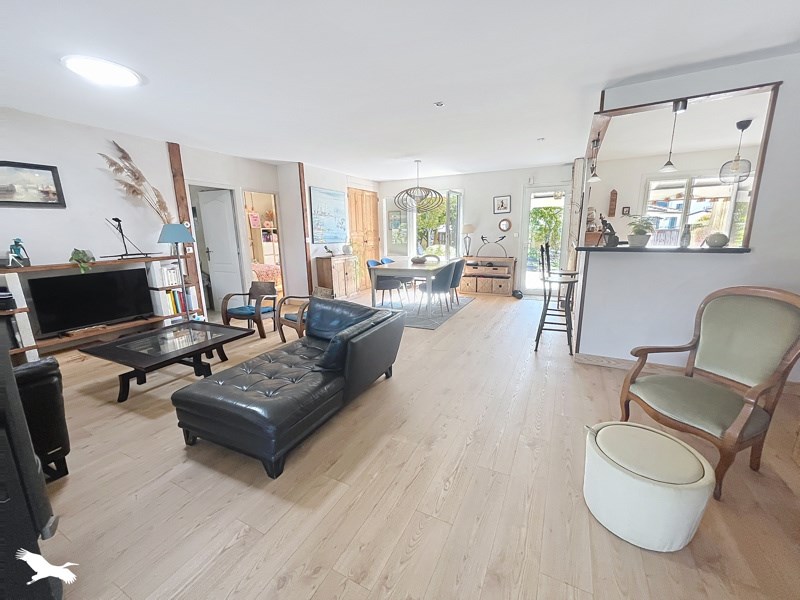 Vente Maison BEAUTIRAN - 6 pièces -145 m² - (33640)