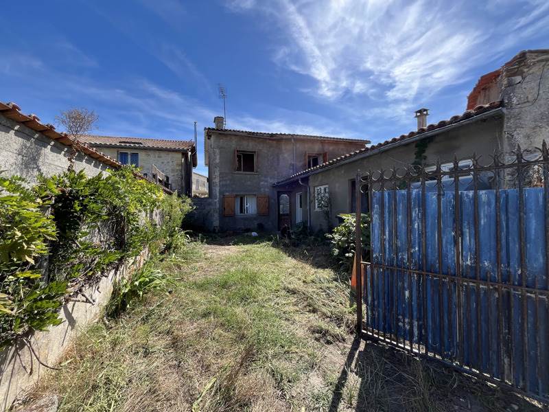 Maison 3 pièces 75 m² · à Saint-Morillon · 75 m² · 127 680 €