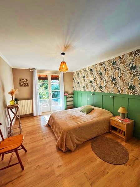 Vente Maison STE BAZEILLE - 7 pièces -252 m² - (47180)
