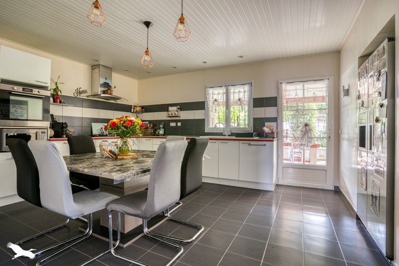Vente Maison STE BAZEILLE - 8 pièces -310 m² - (47180)