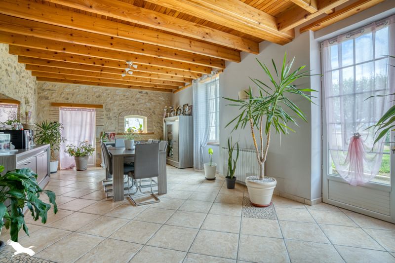 Vente Maison STE BAZEILLE - 8 pièces -310 m² - (47180)
