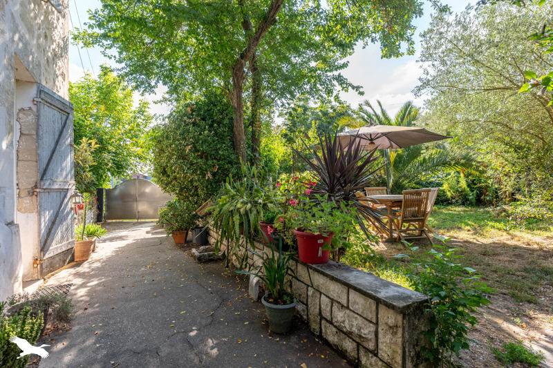 Vente Maison STE BAZEILLE - 6 pièces -147 m² - (47180)
