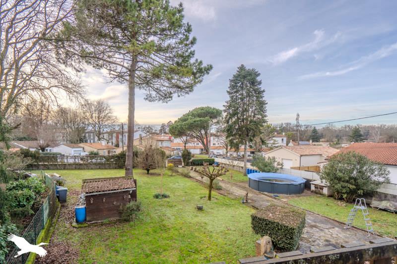 Vente Maison LEOGNAN - 7 pièces -143 m² - (33850)
