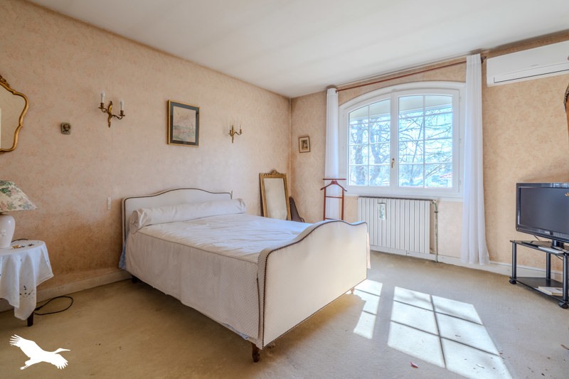 Vente Maison LEOGNAN - 7 pièces -199 m² - (33850)