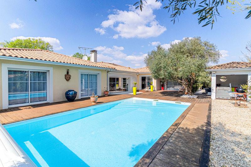 Vente Maison LEOGNAN - 6 pièces -222 m² - (33850)