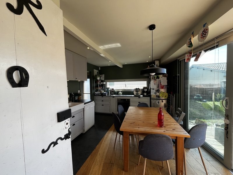 Vente Maison LEOGNAN - 6 pièces -155 m² - (33850)