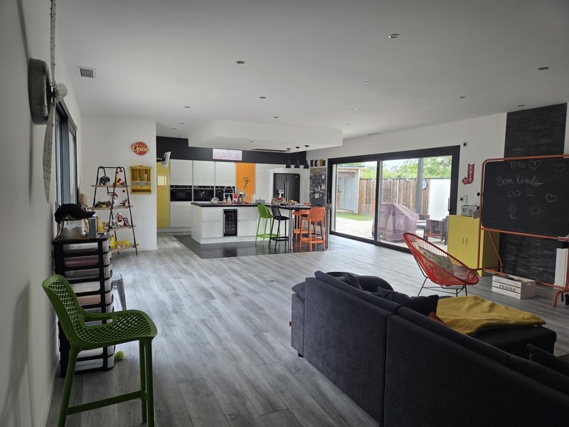 Vente Maison LEOGNAN - 5 pièces -169 m² - (33850)