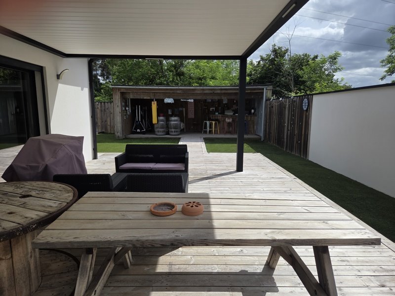 Vente Maison LEOGNAN - 5 pièces -169 m² - (33850)